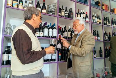 Small group tour Wine Shopping Tour with a Sommelier for locals