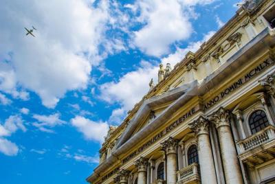 VIP Skip-the-Line Early Morning Vatican Small Group 