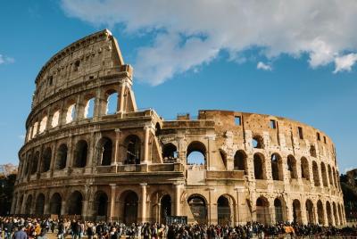 Skip-the-Line Private Tour of Colosseum & Roman Forum with Hotel Pickup