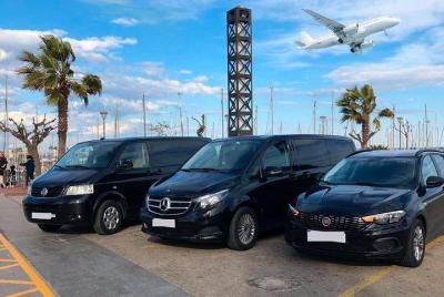 Los Angeles Airport (LAX) to Garden Groove - Round-Trip Private T Los Angeles Airport (LAX) to Garden Groove - Round-Trip Private T