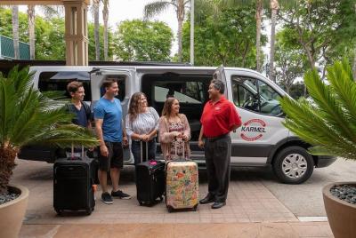 Private Van Airport Departure Transfer: Anaheim Resort to John Wayne SNA Airport Private Van Airport Departure Transfer: Anaheim Resort to John Wayne SNA Airport