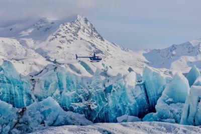 Alaska Helicopter Tour with Glacier Landing - 60 mins Alaska Helicopter Tour with Glacier Landing - 60 mins