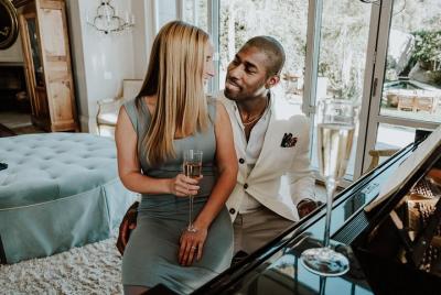 Private Photo Session with a Local Photographer in Anchorage