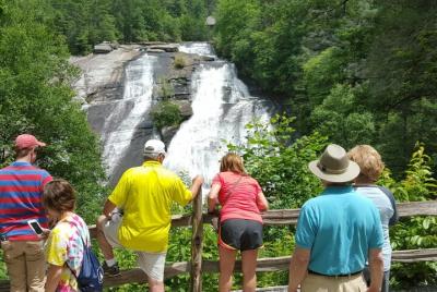 Blue Ridge Parkway Waterfalls Hiking Tour from Asheville Blue Ridge Parkway Waterfalls Hiking Tour from Asheville