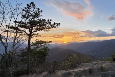 Privately Guided Sunset Hike Privately Guided Sunset Hike