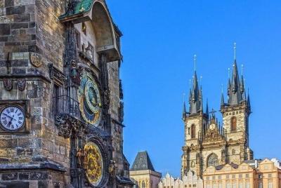 Prague Highlights Tour including Castle, Old Town Square LM witho