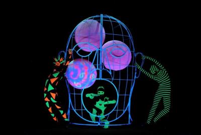 Skip the Line: WOW Black Light Theater Show in Prague Ticket Skip the Line: WOW Black Light Theater Show in Prague Ticket