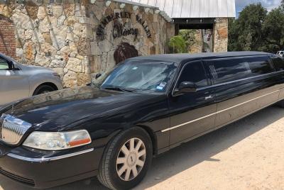 Texas Hill Country Wine Tour by Limousine Texas Hill Country Wine Tour by Limousine