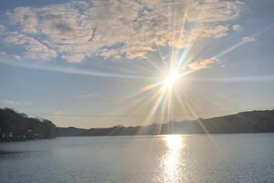 Small-Group Daytime Boat Tour on Lake Travis Small-Group Daytime Boat Tour on Lake Travis