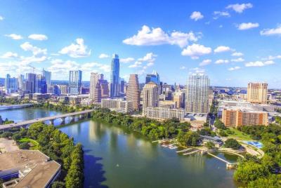 Austin Scavenger Hunt: Birds, Bats, BBQ and Bass Austin Scavenger Hunt: Birds, Bats, BBQ and Bass