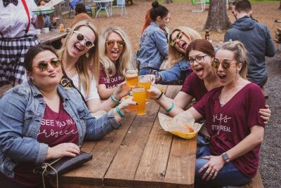 Small-Group Boozy Brunch Tour in Austin Small-Group Boozy Brunch Tour in Austin