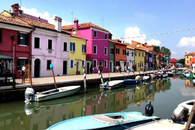 Half-Day Motorboat Cruise to Venice Lagoon Islands Murano and Burano Half-Day Motorboat Cruise to Venice Lagoon Islands Murano and Burano