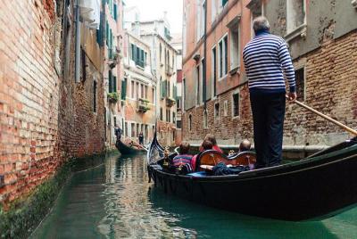Welcome to Venice Small Group or Private Tour: Basilica San Marco Welcome to Venice Small Group or Private Tour: Basilica San Marco