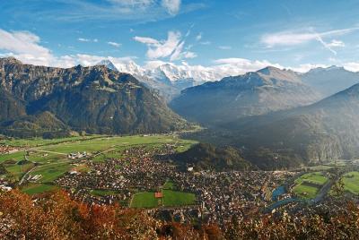 Self-Guided Tour to Interlaken from Zurich with a Driver Self-Guided Tour to Interlaken from Zurich with a Driver