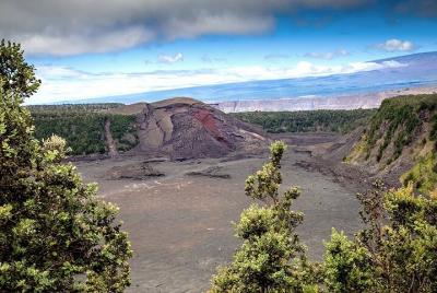 Full-Day Small-Group Volcano Vortex Hike Full-Day Small-Group Volcano Vortex Hike