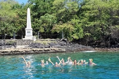 Kealakekua Bay Afternoon Snorkel to Captain Cook Monument Kealakekua Bay Afternoon Snorkel to Captain Cook Monument