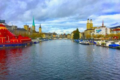Private Airport Transfer: from Zurich to Zurich Airport (ZRH) Private Airport Transfer: from Zurich to Zurich Airport (ZRH)