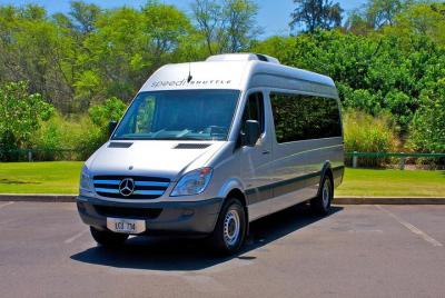 Shared Departure Transfer: Hotels to Kona International Airport Shared Departure Transfer: Hotels to Kona International Airport