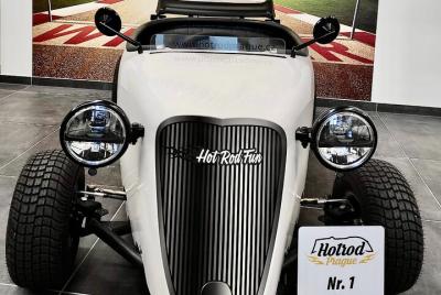 1-Hour Ride Across the Prague in Mini Hot Rod Car