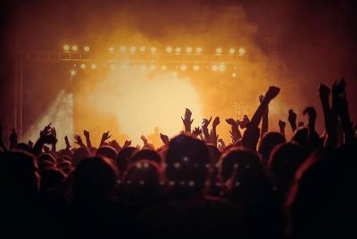 Private Prague Nightlife Tour (4 - 5 hours) Private Prague Nightlife Tour (4 - 5 hours)
