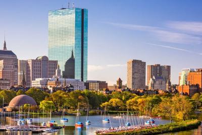 Arrival Private Transfer: Boston Airport BOS to Boston City in Luxury SUV Arrival Private Transfer: Boston Airport BOS to Boston City in Luxury SUV