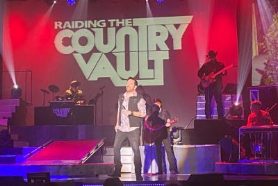 Raiding the Country Vault Raiding the Country Vault