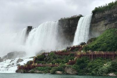 Airport Transfer, Meet & Greet (Buffalo Int'l Airport, BUF to Niagara Falls CAN)