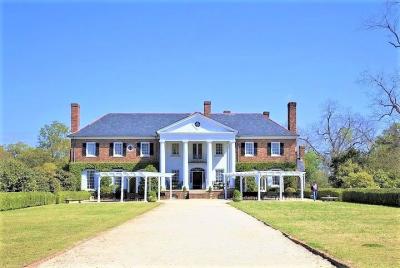 Boone Hall Plantation Admission & Tour with Transportation from Charleston Boone Hall Plantation Admission & Tour with Transportation from Charleston
