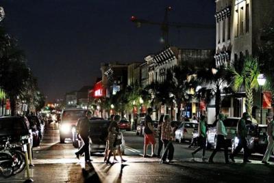 Charleston Bar Hunt: Charleston Chase Bar Crawl Charleston Bar Hunt: Charleston Chase Bar Crawl