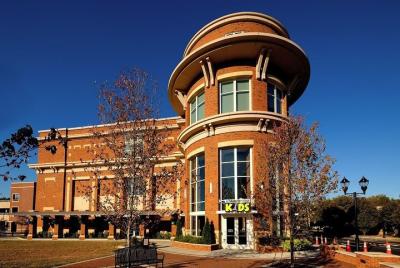 Huntersville Scavenger Hunt: Happy Huntersville Huntersville Scavenger Hunt: Happy Huntersville