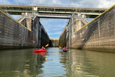 3-Hour Chickamauga Dam Lock Through Kayak Tour