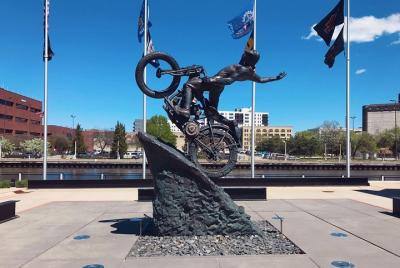 1-Day Harley-Davidson Museum+Lake Geneva (Chicago Departure) CW1 1-Day Harley-Davidson Museum+Lake Geneva (Chicago Departure) CW1