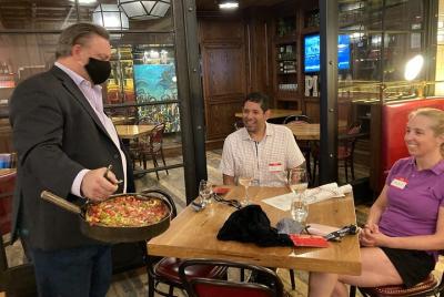 Friday Pizza Walk of Downtown Chicago Friday Pizza Walk of Downtown Chicago