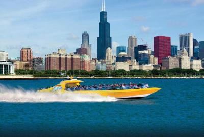 30 Minute Lake Michigan Speedboat Ride 30 Minute Lake Michigan Speedboat Ride