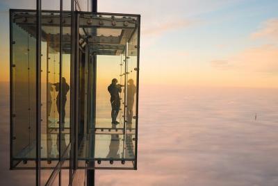 Half-Day Small-Group Chicago Highlights Tour with Pick Up Half-Day Small-Group Chicago Highlights Tour with Pick Up