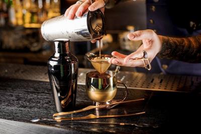 Private Speakeasy Pub Crawl in Chicago with Local Historian Private Speakeasy Pub Crawl in Chicago with Local Historian