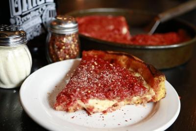 Downtown Chicago Walking Pizza Tour Downtown Chicago Walking Pizza Tour