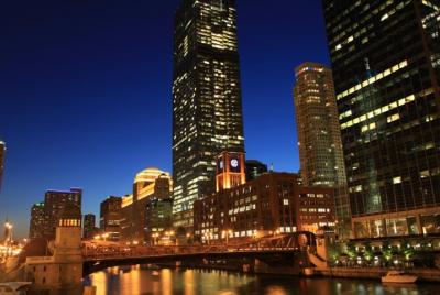 Private Chicago Mafia and Blues Evening Tour Private Chicago Mafia and Blues Evening Tour
