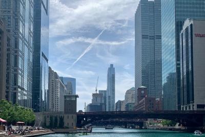 Walking Tour of Chicago Riverwalk Walking Tour of Chicago Riverwalk