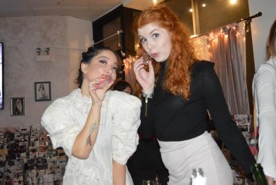 Ultimate Girl Ultimate Girl's Night Out in Chicago: Sparkling Wine, Photo Shoot, Burlesque