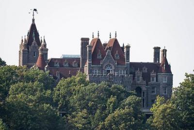 Boldt Castle and 1000 Islands Tour Boldt Castle and 1000 Islands Tour