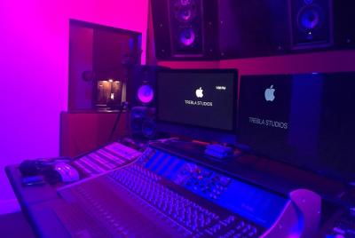 Karaoke Recording inside a Professional Recording Studio Karaoke Recording inside a Professional Recording Studio