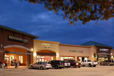 Best of Dallas Outlet Shopping Malls Private Tour Best of Dallas Outlet Shopping Malls Private Tour
