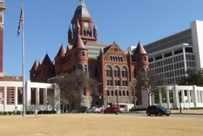 Small-Group Dallas City Highlights Tour by Minivan Small-Group Dallas City Highlights Tour by Minivan