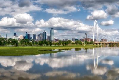Best of Dallas Sightseeing Walking Tour with Optional CityPass 