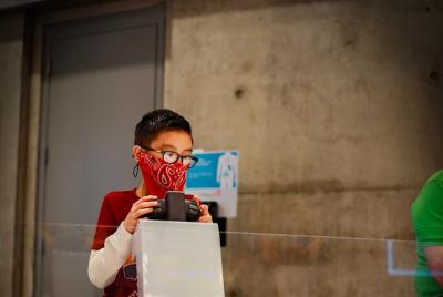 Private Photojournalistic Experience with Family Portraits in Dal Private Photojournalistic Experience with Family Portraits in Dal