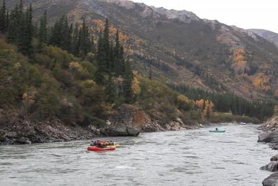 Paddle Rafting on the Nenana Gorge Paddle Rafting on the Nenana Gorge