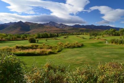 Black Diamond Tundra Golfing Package Black Diamond Tundra Golfing Package