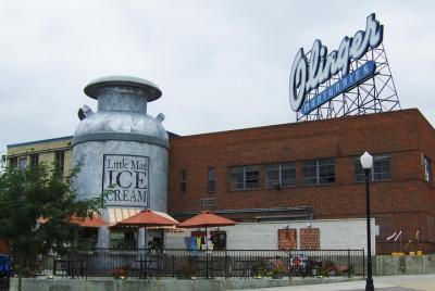 Spokes and Scoops: Explore Denver Spokes and Scoops: Explore Denver's top ice cream spots on an aud