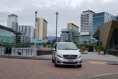 Manchester Airport to Accommodation Roundtrip Transportation 